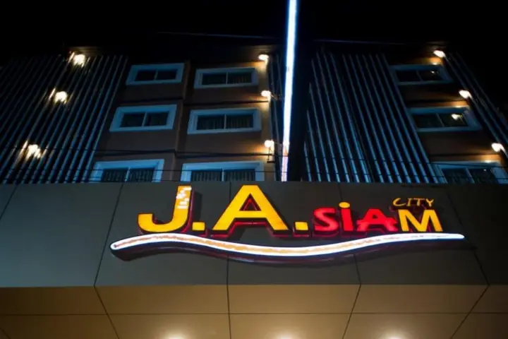J.A.Siam City Pattaya Hotel — фото 1