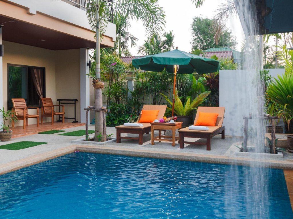 Муанг: Happy Eight Resort Phuket