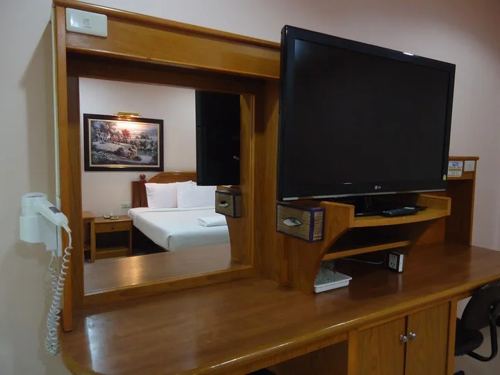 Варин-Чамрап: Phadaeng Hotel