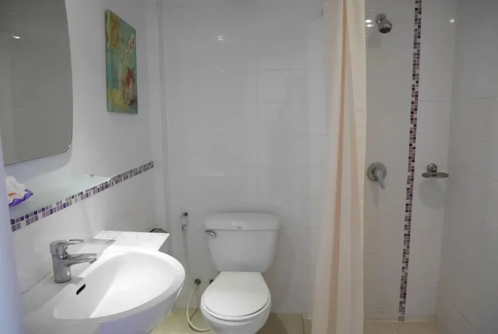 Кхонкэн: Roma Hotel