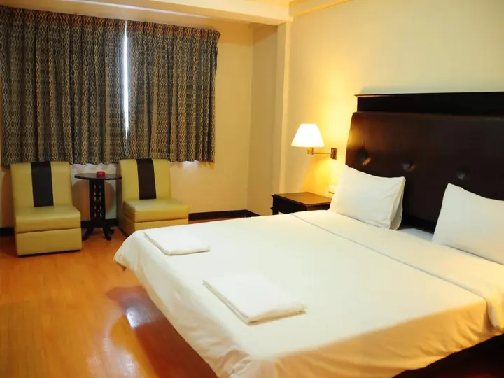 Кхонкэн: Roma Hotel