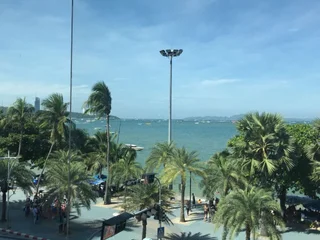Паттайя: The Beach Front Resort Pattaya - SHA Plus