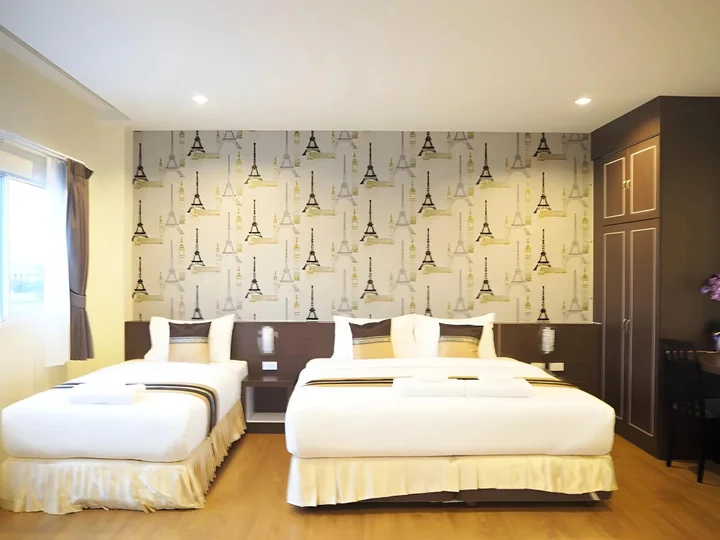 Сураттхани: Suksomboon Hotel