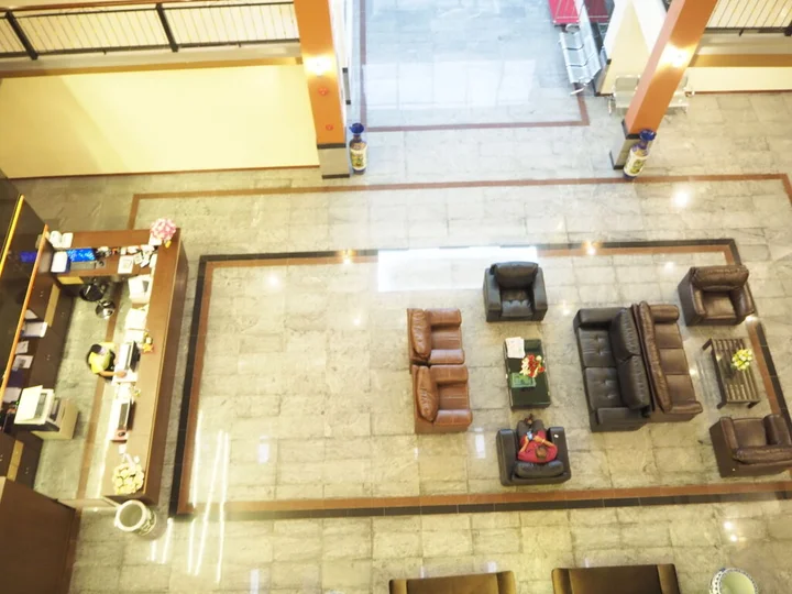 Сураттхани: Suksomboon Hotel
