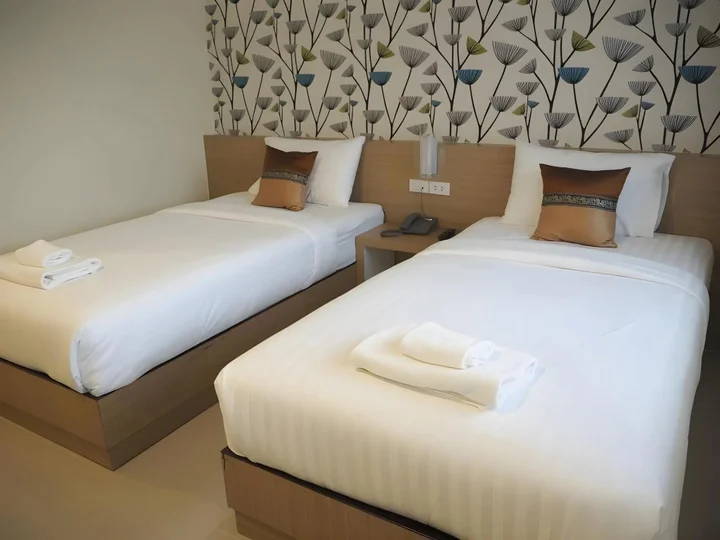 Сураттхани: Suksomboon Hotel