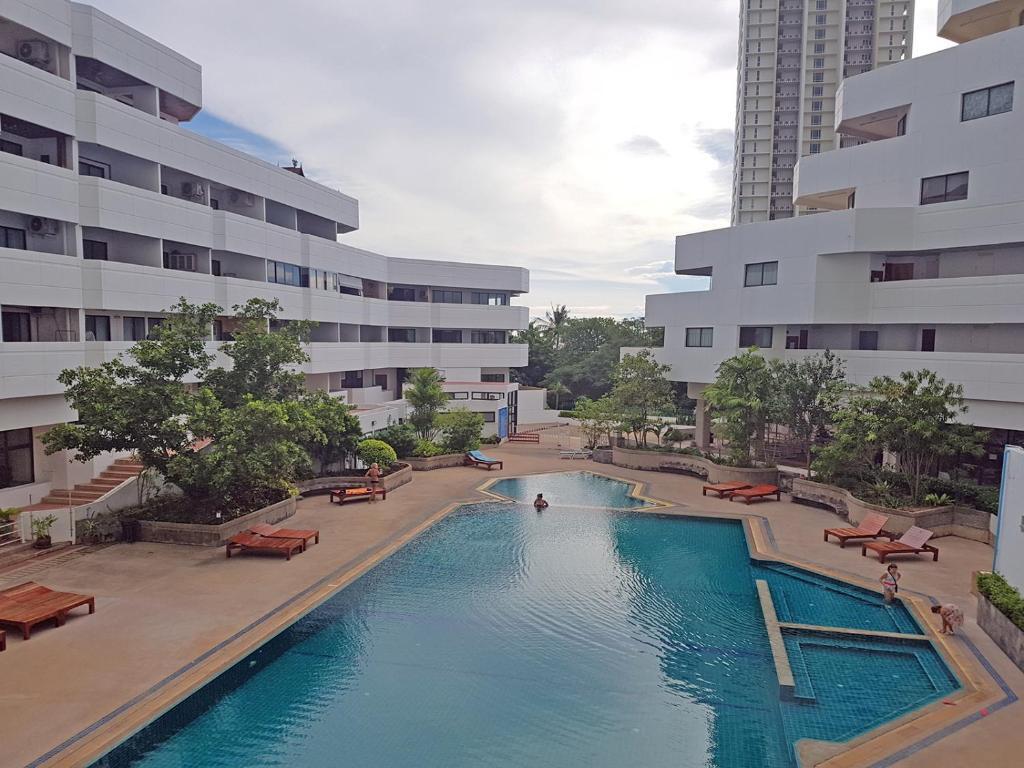 Паттайя: Paradise Condominium Apartments
