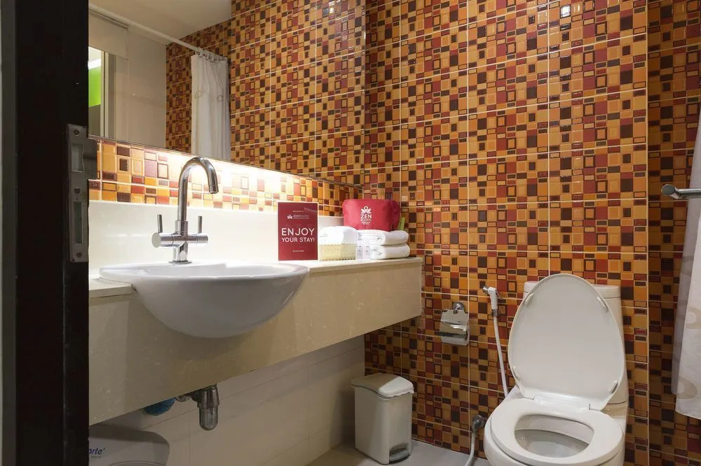 Бангкок: ZEN Rooms Sukhumvit Soi 18