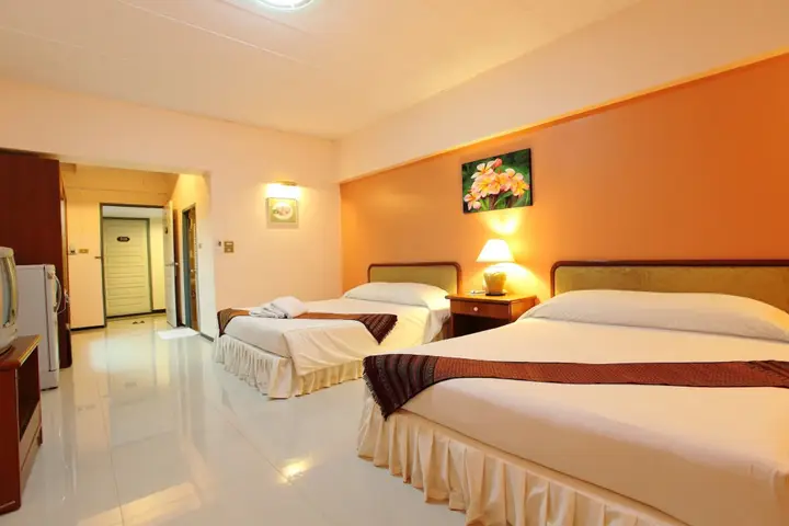 Regent Ramkhamhaeng and Apartment — фото 1