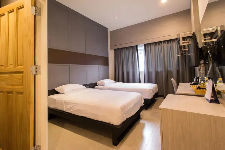 Бангкок: Lazy Sunday Hostel