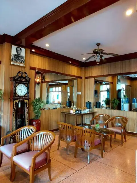Чумпхон: Suriwong Chumphon Hotel