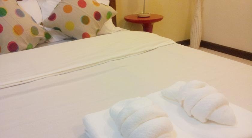 Бангкок: Baan Thai Sansook Lady Apartment