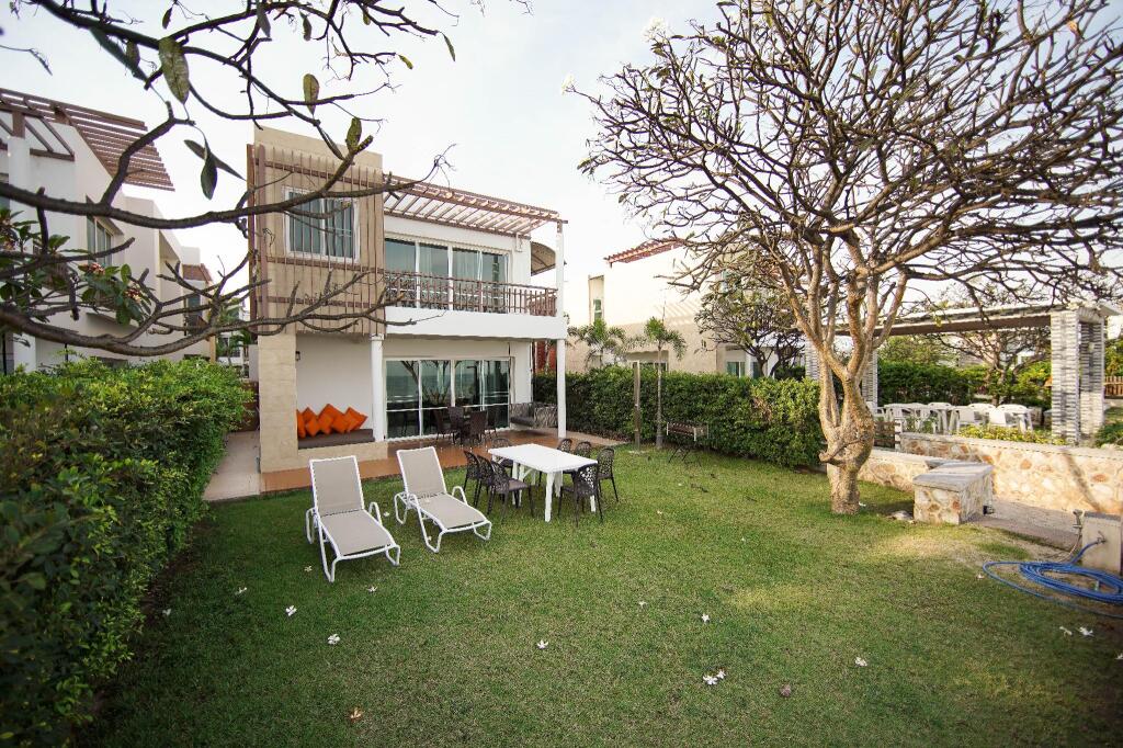 Чаам: Simantra Private Villas