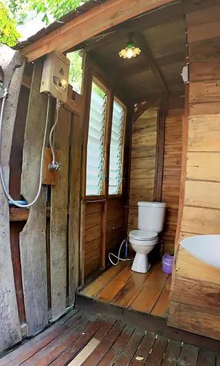 Дой-Сакет: Rabeang Pasak Treehouse Resort