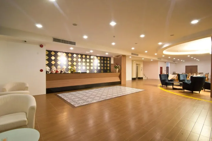 Паттайя: Tevan Jomtien Pattaya