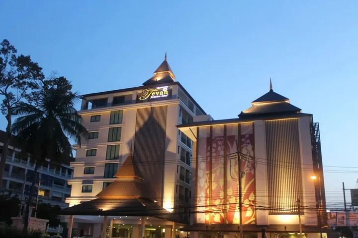 Паттайя: Tevan Jomtien Pattaya