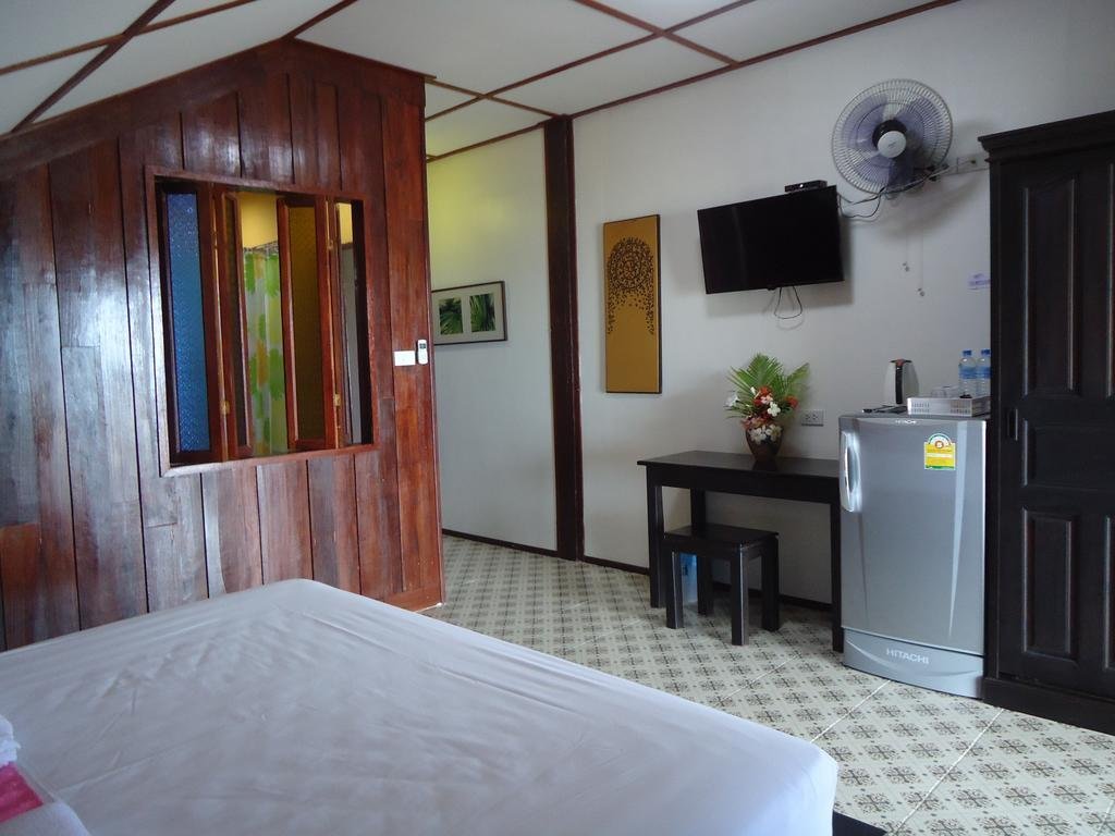 Ханом: Sea Breeze House, Naiplao Beach