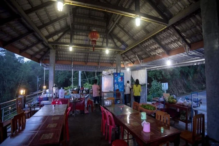 Мае Фа Луанг: Phumektawan Resort