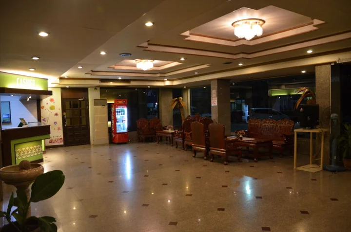 Лоэй: Phuluang Hotel