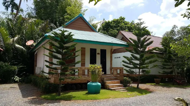 Сураттхани: Promtawanresort