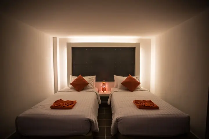 Накхонситхаммарат: Original Orange Hotel