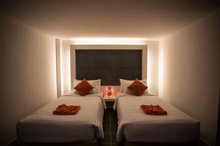 Накхонситхаммарат: Original Orange Hotel