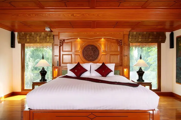 Кату: Reuan Thai Villa