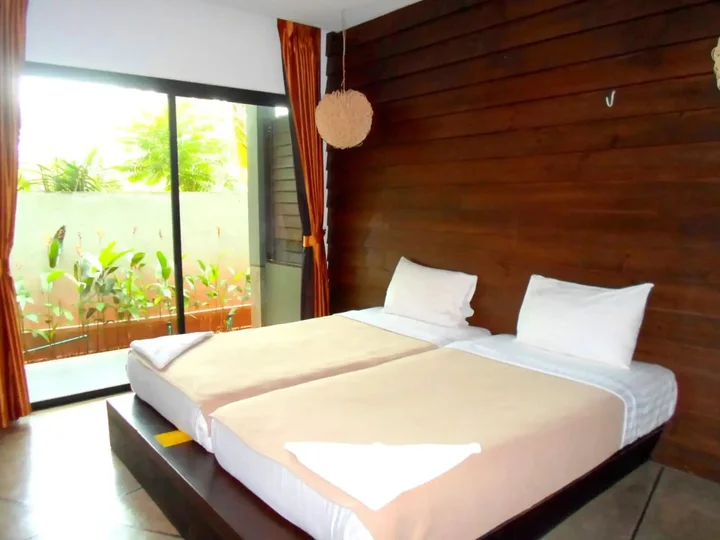 Сураттхани: Naraya Riverside Resort