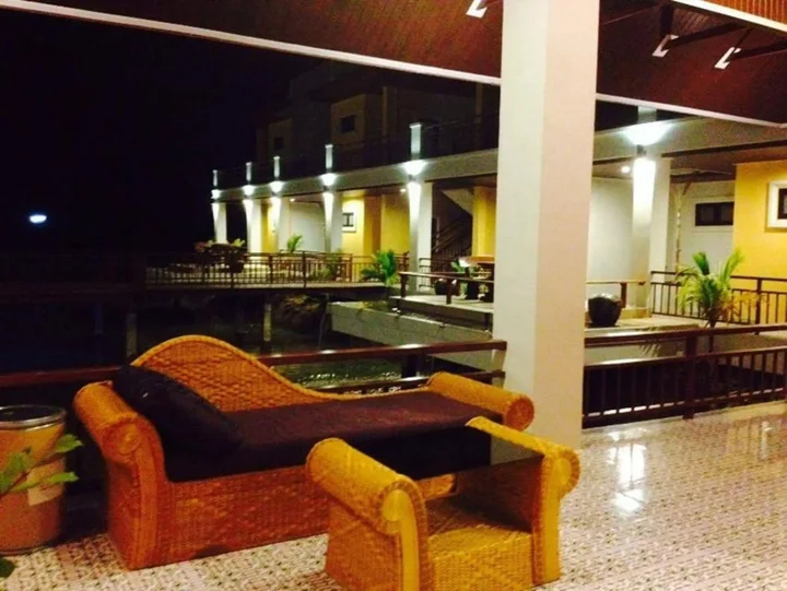 Нанг-Ронг: Suanmak Resort