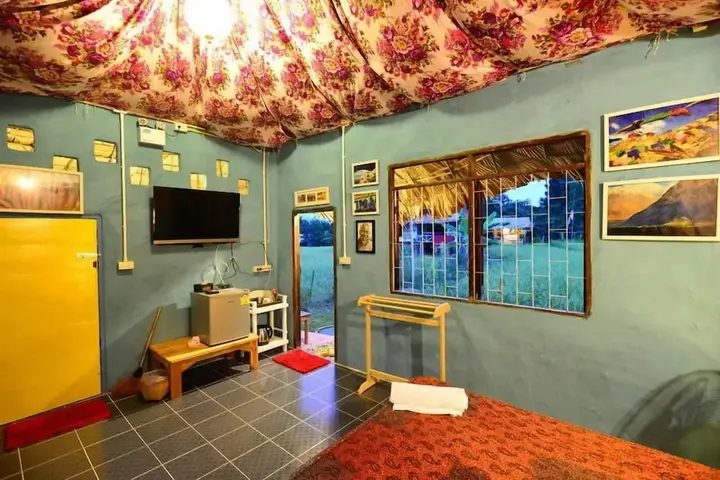 Маерим: Youdin Kindee Farmstay