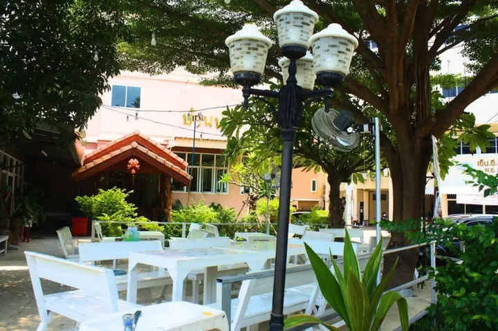 Кхонкэн: Ban Bua Resort & Hotel