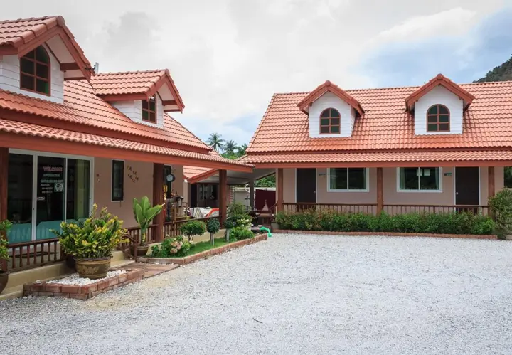 Ханом: Khaolom Resort