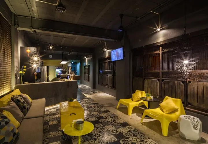 Муанг: FulFill Hostel
