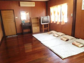 Ампхава: NR Homestay