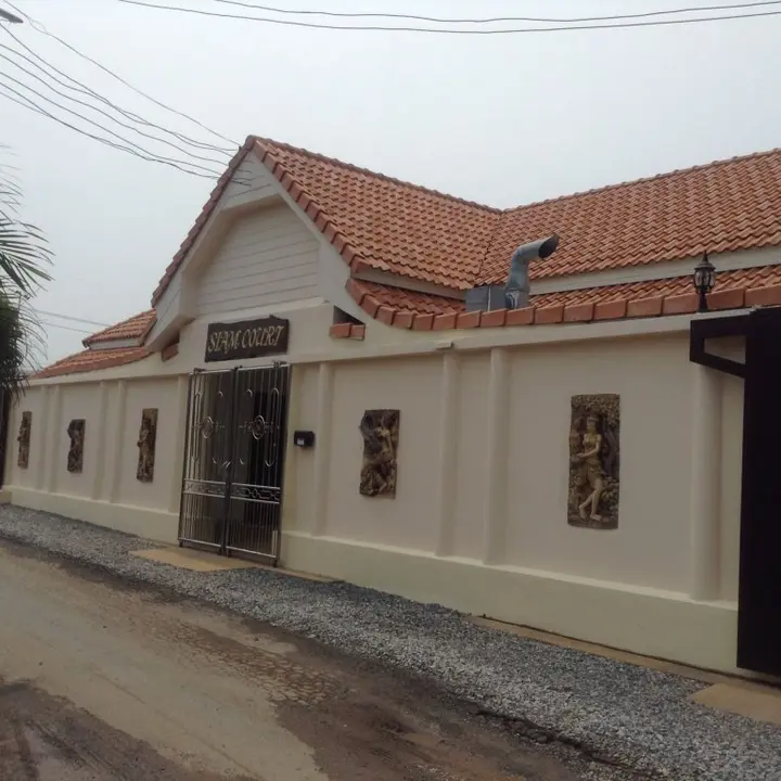 Банг-Саре: Siam Court