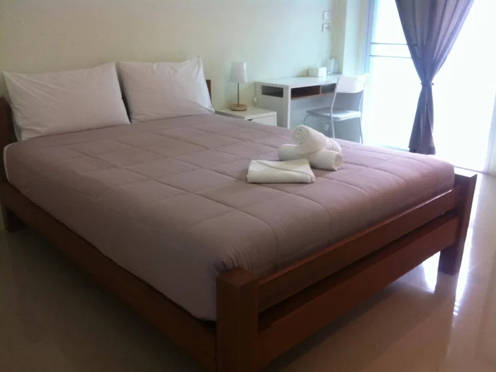 Сураттхани: Papangkorn House