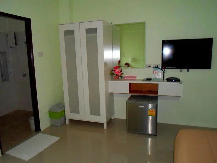 Сураттхани: Papangkorn House