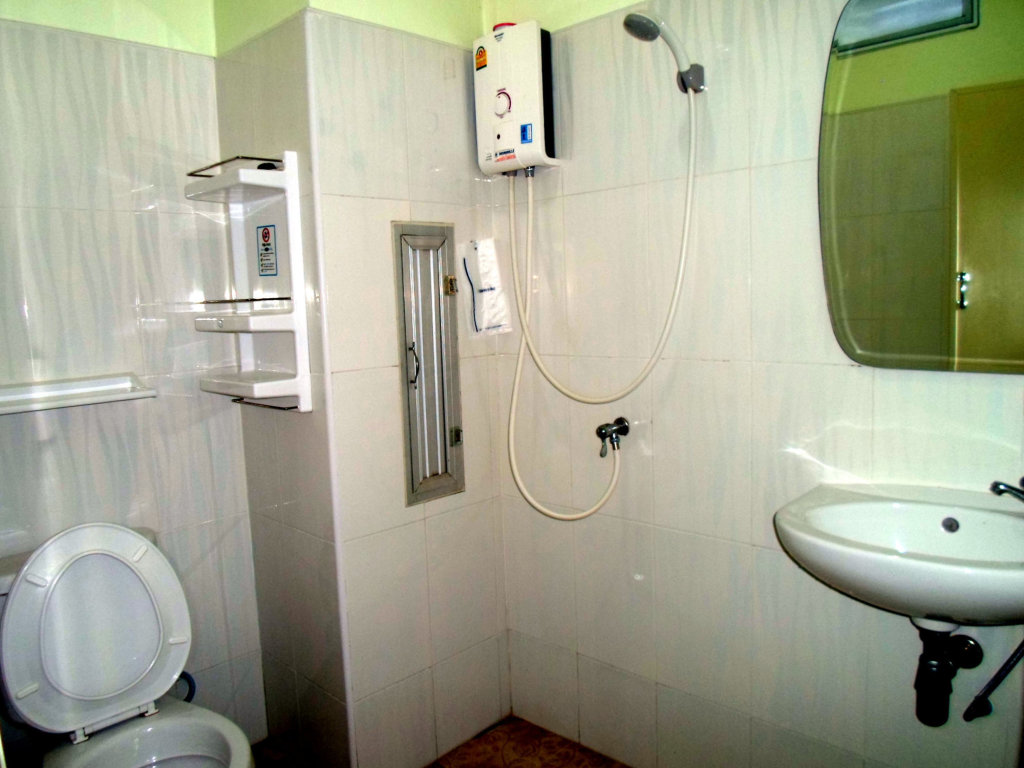 Сураттхани: Papangkorn House