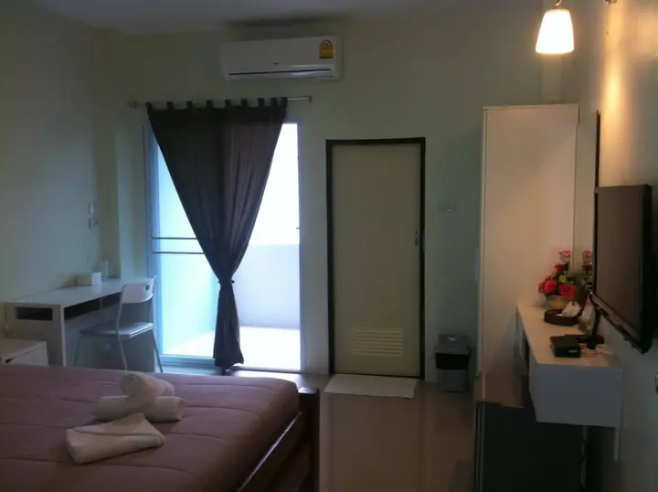 Сураттхани: Papangkorn House
