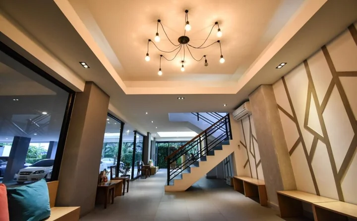 Сураттхани: B Boutique Residence