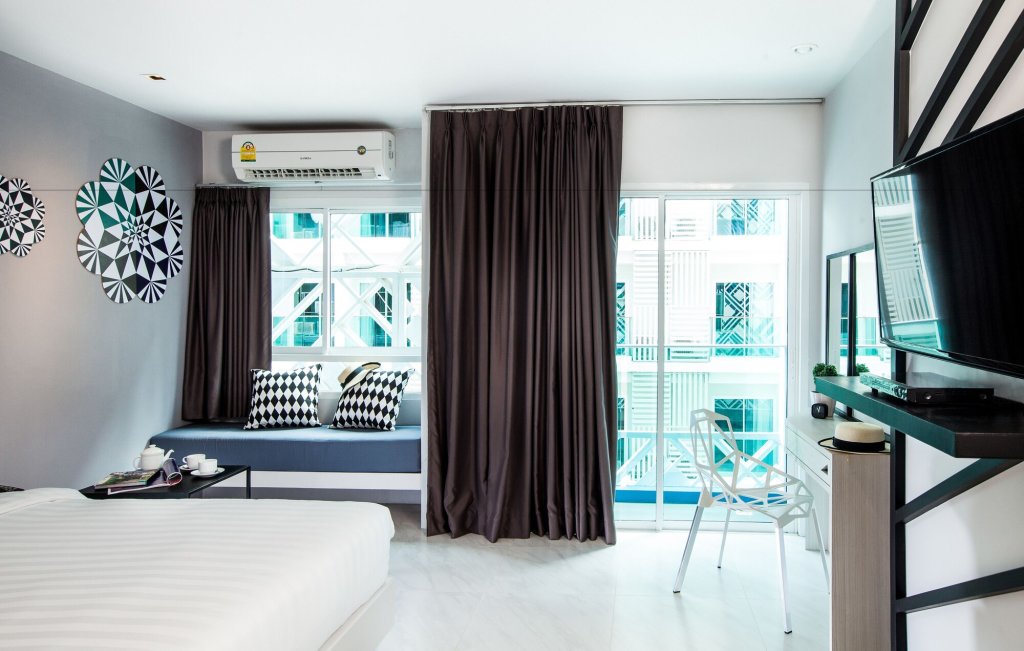 Пхукет: The Crib Patong