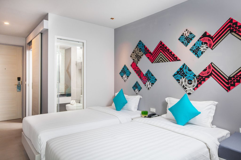 Пхукет: The Crib Patong