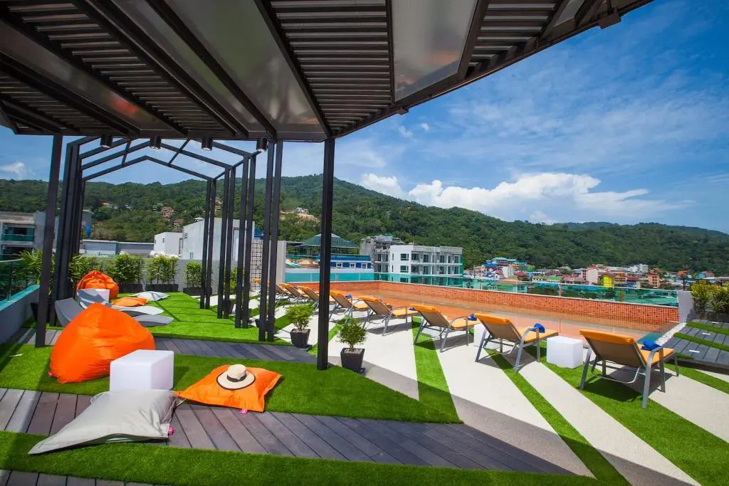 Пхукет: The Crib Patong