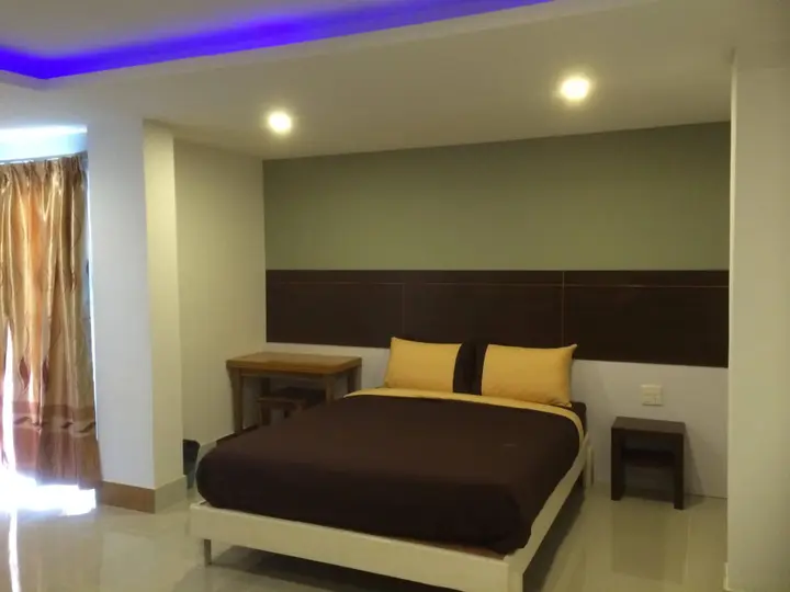 Удонтхани: Lucky Home