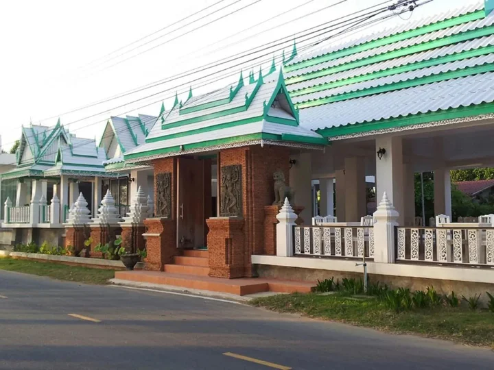 Сам-Рои-Йот: Samroiyod Beach Resort