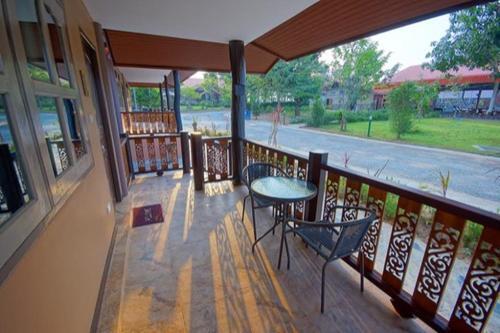 Сай Йок: Wang Yai River Kwai Resort