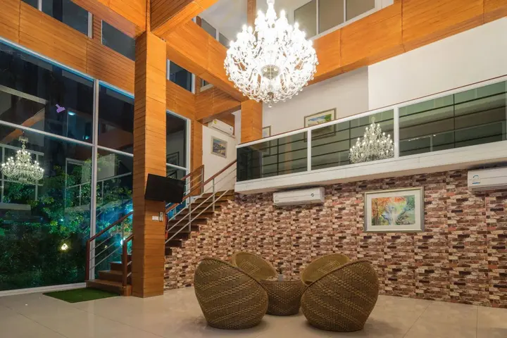 Варин-Чамрап: Baan Suan Khunta Golf Resort