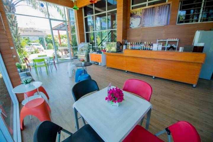 Варин-Чамрап: Baan Suan Khunta Golf Resort