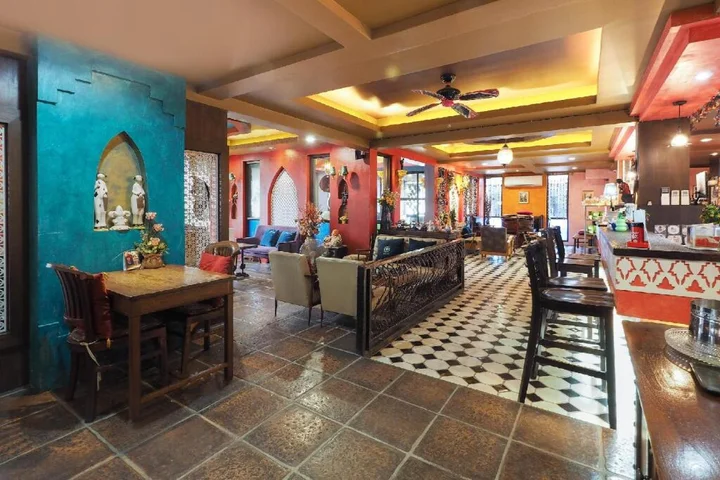 Чиангмай: OYO 995 Blue Cafe Apartment