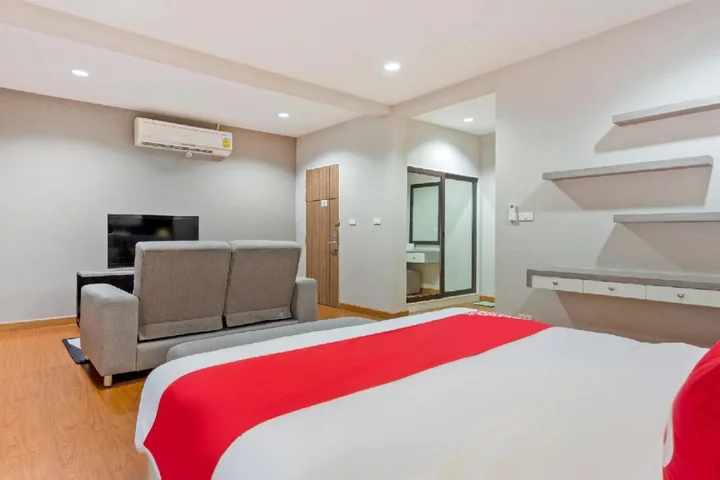 Чиангмай: OYO 995 Blue Cafe Apartment