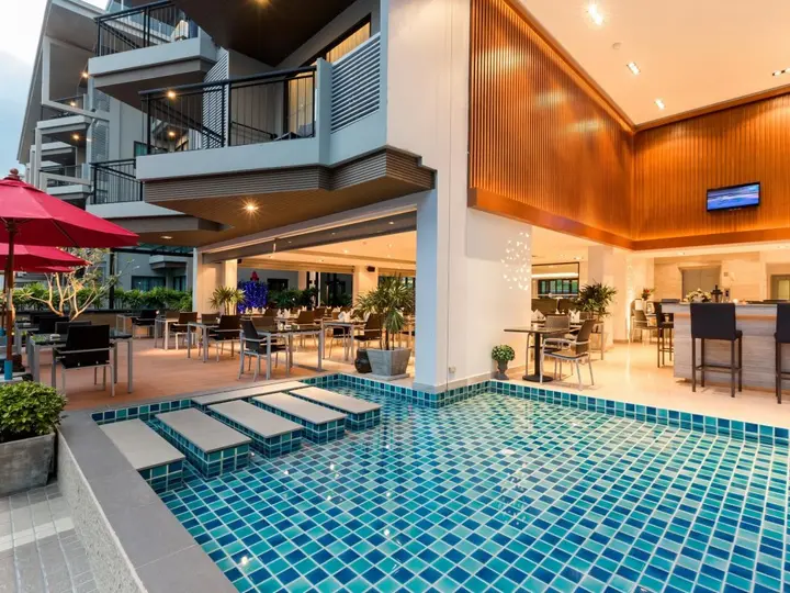 Пхукет: The Charm Resort Phuket